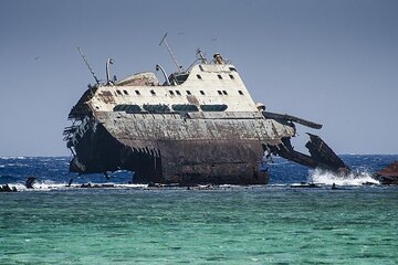 Tiran Island Trip Snorkeling & Diving with Lunch –Sharm El Sheikh